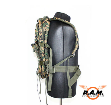 Taktischer Rucksack in Digital Woodland BIG-Version