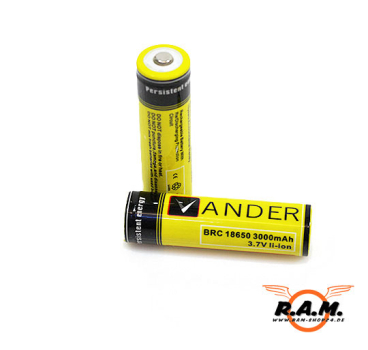 2 Stück Hochleistungsakku 18650 3.7V 3000mAh LiIon für LED Taschenlampen
