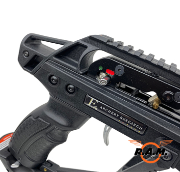 Armbrust Cobra R9 90lbs inkl 6 Carbon Pfeile