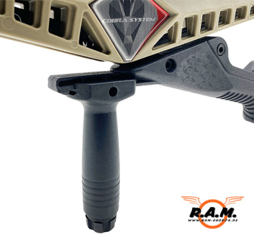 Armbrust Cobra RX 130 lbs im Set inkl. Red Dot Pistolengriff Sling und 6 Carbon Pfeile
