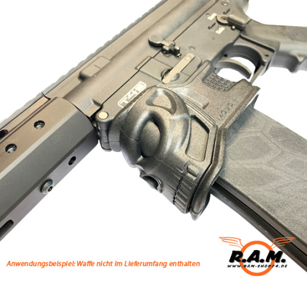 TM4 & Clone Punisher Magwell Enclosure P-Grip Tan / Desert