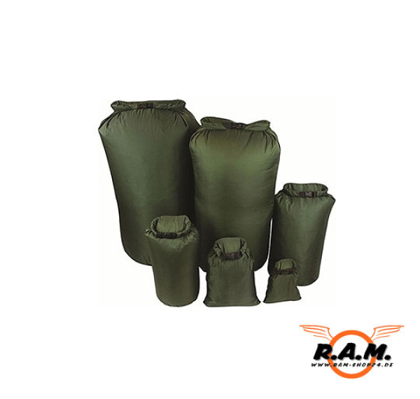 Stausack/Packsack Large 8L in oliv